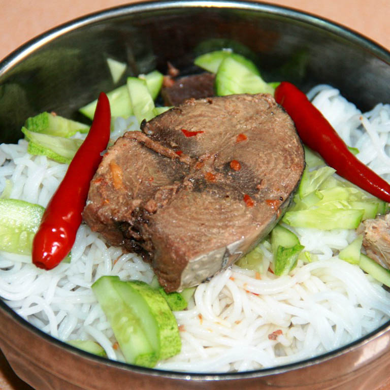 Bún cá ngừ