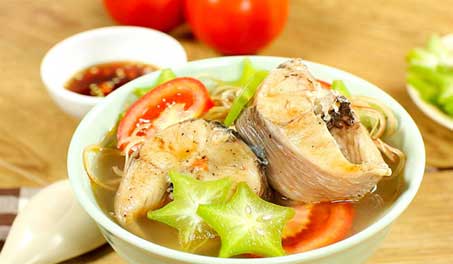 nấu canh cá không tanh