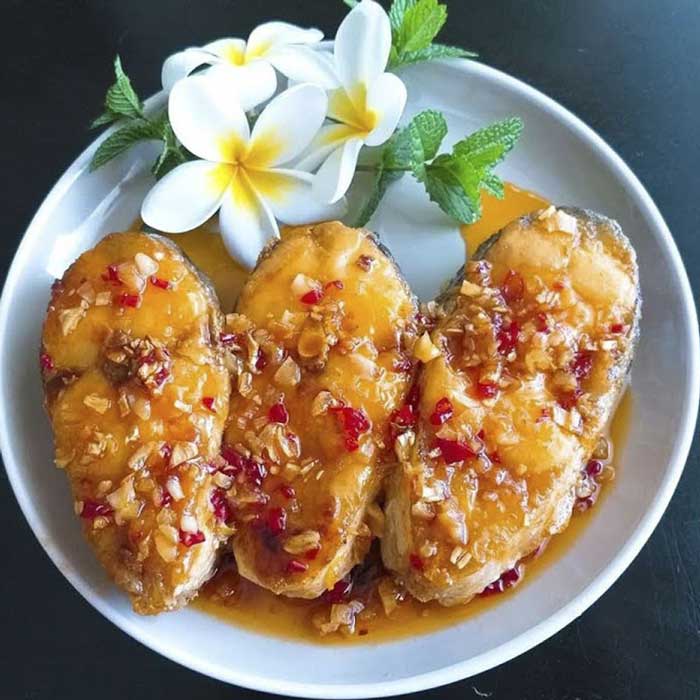 cá basa chiên nước mắm