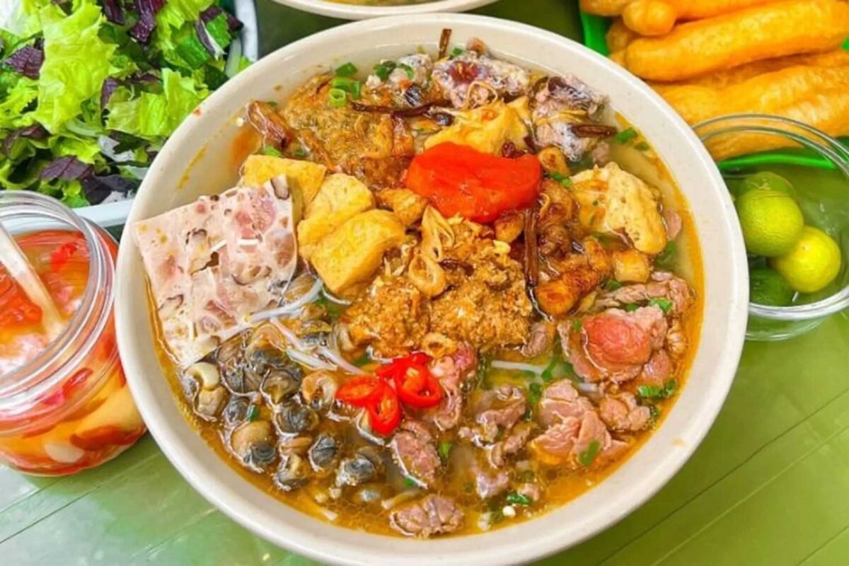 Cách nấu món bún riêu cua đồng