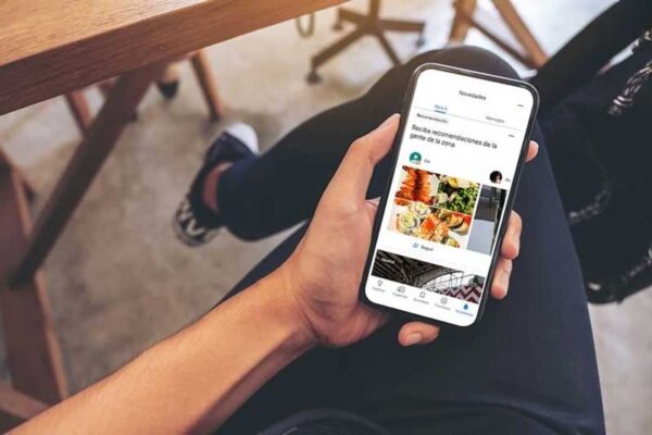 Quán cơm công nghệ cao